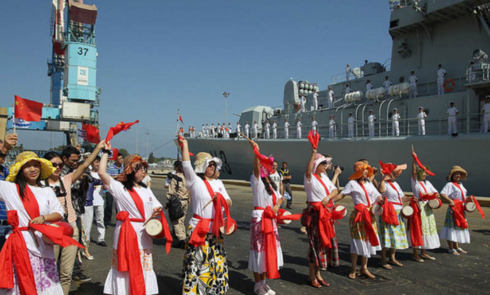 Hải quân Israel đã tổ chức một buổi lễ chào đón đội tàu của Hải quân Trung Quốc ngay tại bến cảng.