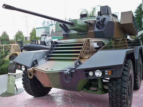 Xe bọc thép Sphinx tại triển lãm Eurosatory 2012.