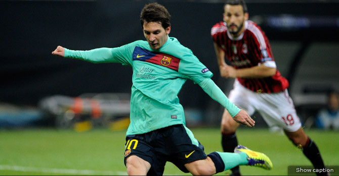 Messi ghi bàn trên chấm 11m. Messi ghi bàn trên chấm 11m.