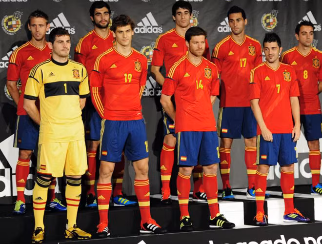 "Bộ cánh" mới của "Cuồng phong đỏ".