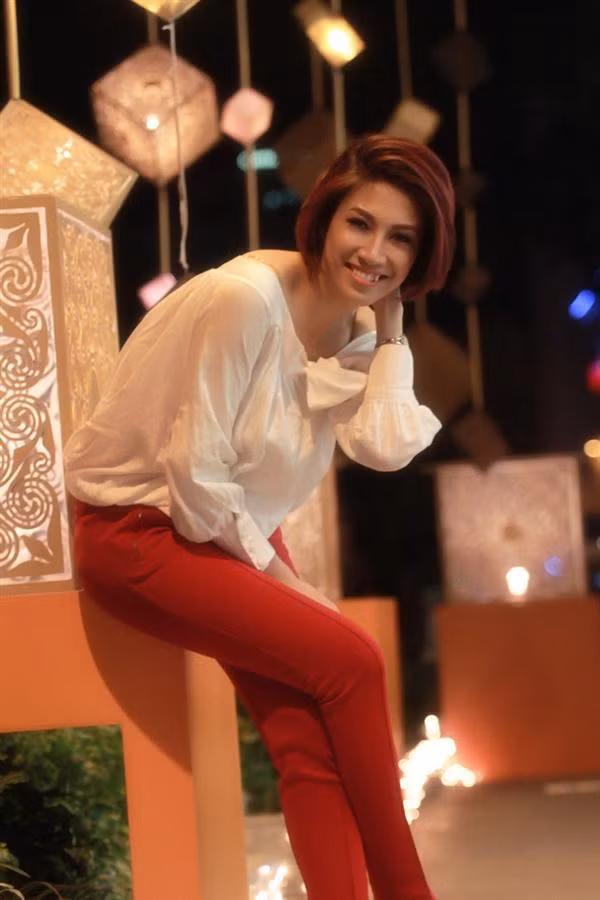 Sau một thời gian Nam tiến với nhiều ấp ủ các kế hoạch, ngày 12/2 sắp tới cô ca sĩ quê gốc Hải Phòng Pha Lê sẽ cho ra mắt album vol 2 do nhạc sĩ Lưu Thiên Hương biên tập và sáng tác hầu hết các ca khúc trong album. (Theo Thể thao Văn hóa) Xem bộ ảnh Pha Lê mới nhất