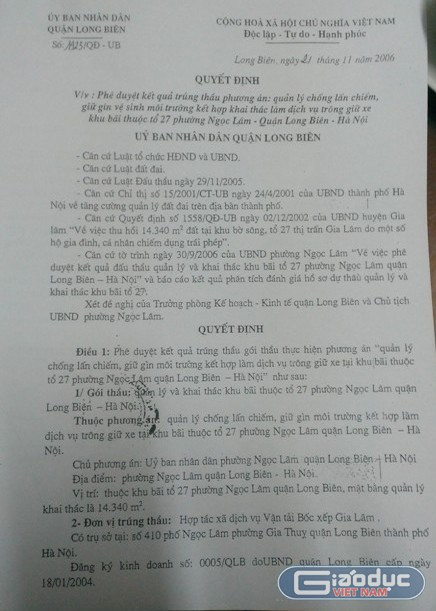 Quyết định của UBND quận Long Biên phê duyệt kết quả trúng thầu đối với HTX Gia Lâm (Ảnh Trần Việt) Quyết định của UBND quận Long Biên phê duyệt kết quả trúng thầu đối với HTX Gia Lâm (Ảnh Trần Việt)