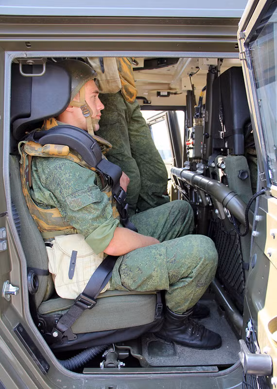 Xe bọc thép chở quân Rys của Quân đội Nga.