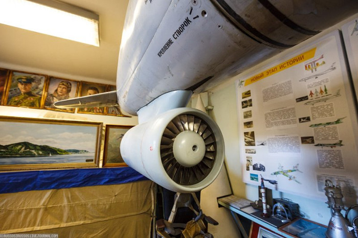 Động cơ phản lực R95-300 nằm ở phía đuôi của tên lửa.