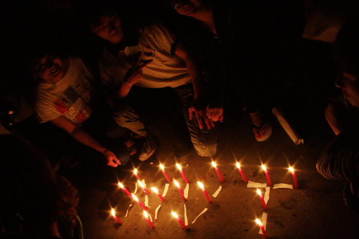 Giờ Trái đất năm nay đã thu hút đông đảo người dân Hà Nội ra đường tham gia Giờ Trái đất năm nay đã thu hút đông đảo người dân Hà Nội ra đường tham gia