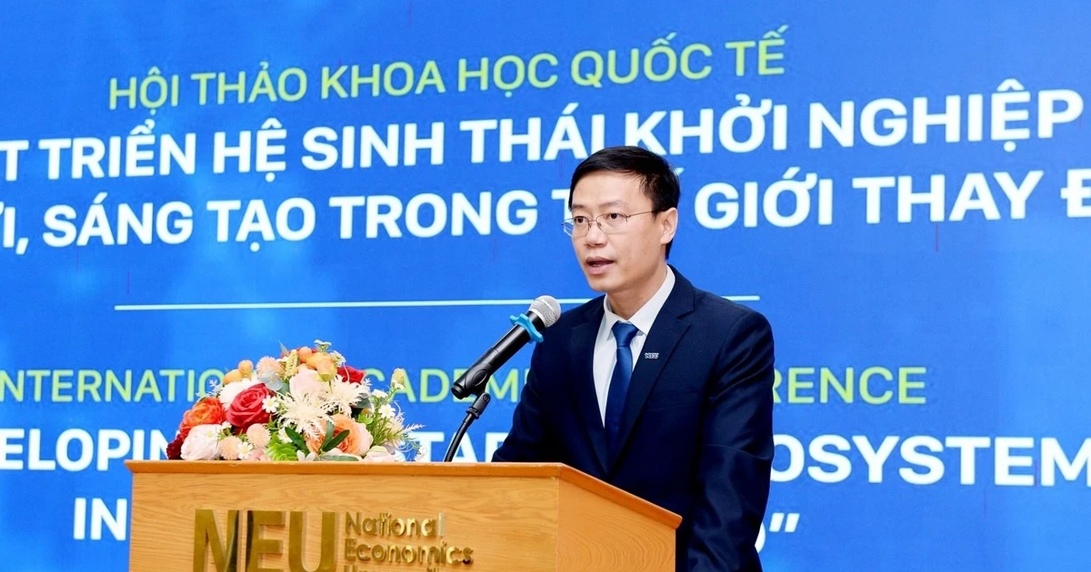 Phó Giáo sư, Tiến sĩ Bùi Đức Thọ được bổ nhiệm làm Giám đốc Đại học ...