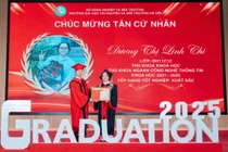Thủ khoa Trường ĐH Tài nguyên và Môi trường Hà Nội chia sẻ bí kíp tận dụng AI để học tập hiệu quả