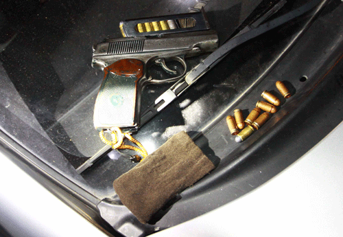 Đôi nam nữ mang súng, đi ô tô không biển số ảnh 1 ma túy; hồng phiến; súng K59; tổ công tác Y2