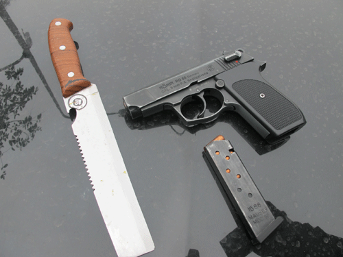 Hà Nội: Phát hiện "hàng nóng" trên ô tô BMW ảnh 1 Hà Nội: Phát hiện "hàng nóng" trên ô tô BMW ảnh 1