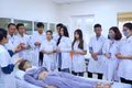 Kiến nghị có chính sách miễn học phí, sinh hoạt phí đối với người học Điều dưỡng