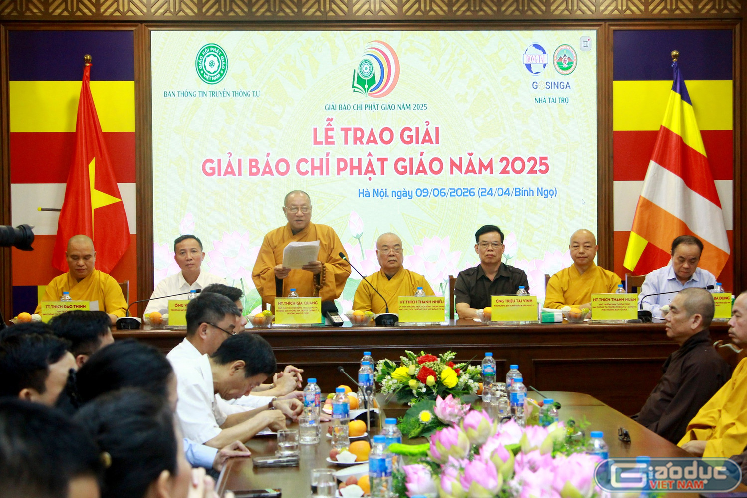 gdvn-trao-giai-bao-chi-phat-giao-2025.jpg