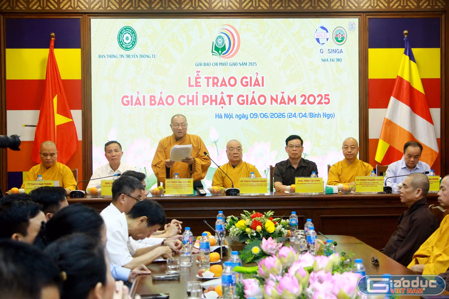 gdvn-trao-giai-bao-chi-phat-giao-2025.jpg