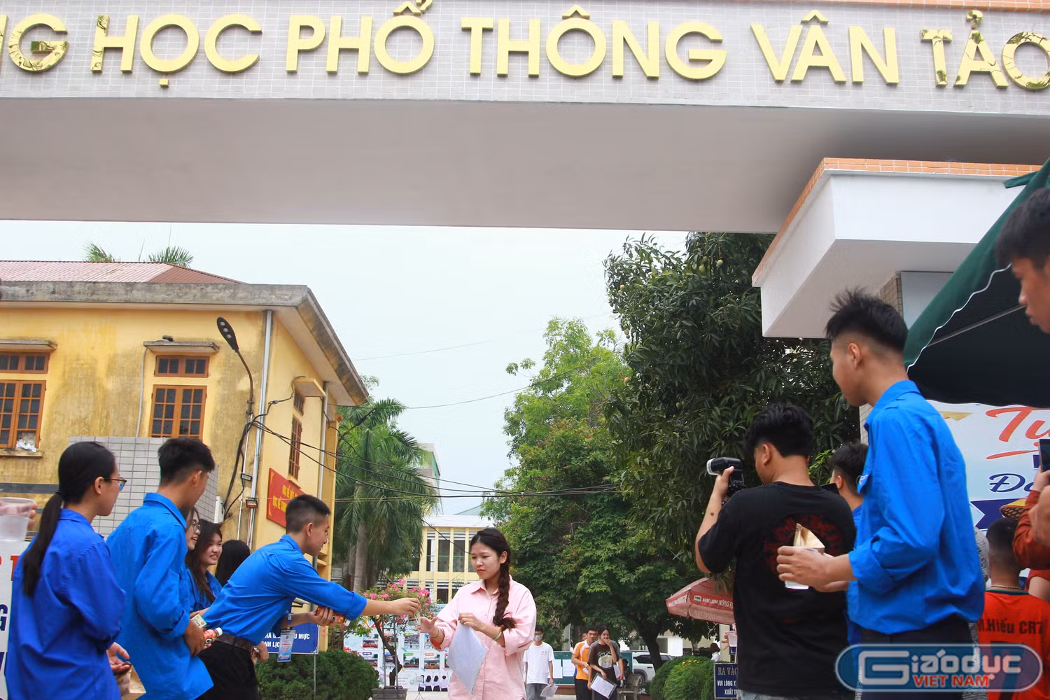 gdvn-thpt-van-tao-anh-manh-doan-13.jpg
