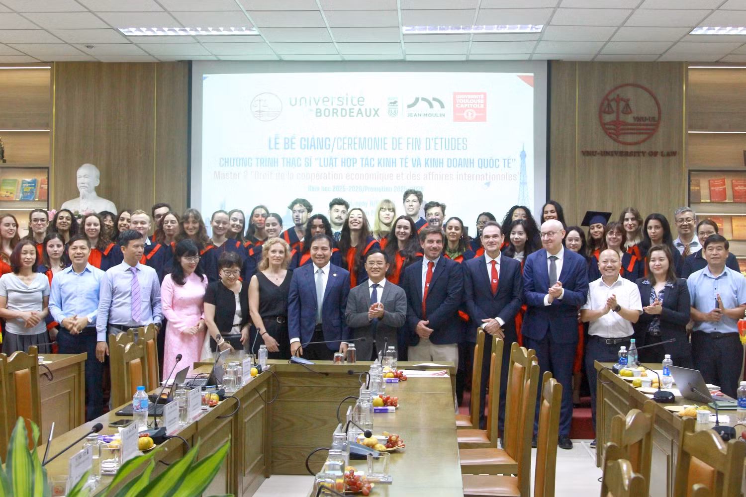 le-be-giang-thac-si-truong-dai-hoc-luat-dhqghn-4.jpg