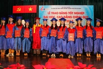 Dự kiến cấp văn bằng, chứng chỉ số trong 5 ngày: Trường đại học nói gì?