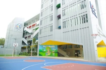 Trường Tiểu học - Trung học cơ sở - Trung học phổ thông Trịnh Hoài Đức (Đồng Nai). Ảnh website nhà trường.