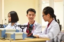 Nhiều tập đoàn lớn mở rộng hoạt động ở Việt Nam, SV Vật lý kỹ thuật có cơ hội việc làm hấp dẫn