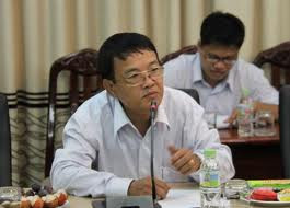 Nhà báo Huỳnh Dũng Nhân. Nhà báo Huỳnh Dũng Nhân.