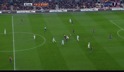 Phút 53: Alexis Sanchez lách qua được cả thủ môn Cordoba nhưng dứt điểm trượt trong thế mất thăng bằng. Phút 53: Alexis Sanchez lách qua được cả thủ môn Cordoba nhưng dứt điểm trượt trong thế mất thăng bằng.