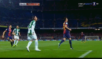 Phút 55: Barcelona 4-0 Cordoba! Alexis Sanchez đánh đầu từ quả phạt góc của Thiago Alcantara. Phút 55: Barcelona 4-0 Cordoba! Alexis Sanchez đánh đầu từ quả phạt góc của Thiago Alcantara.