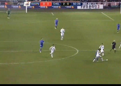 Lại là Demba Ba với một cú sút xa chệch cột dọc. Lại là Demba Ba với một cú sút xa chệch cột dọc.