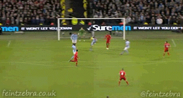 Ở phút 73, hàng thủ Man City phá bóng tới chỗ của Steven Gerrard, người có cú hãm bóng bằng ngực và tung cú sút trái phá từ cự ly 25m vào góc thấp bên trái hạ gục Joe Hart. Ở phút 73, hàng thủ Man City phá bóng tới chỗ của Steven Gerrard, người có cú hãm bóng bằng ngực và tung cú sút trái phá từ cự ly 25m vào góc thấp bên trái hạ gục Joe Hart.