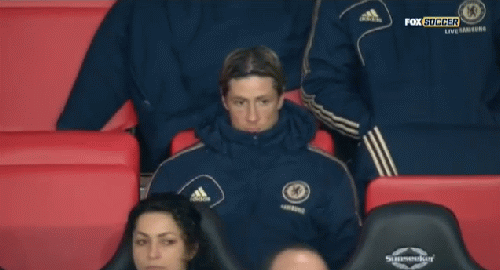 Phản ứng của Fernando Torres sau bàn thắng thứ 2 của Demba Ba Phản ứng của Fernando Torres sau bàn thắng thứ 2 của Demba Ba
