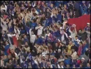 8. Zinedine Zidane: Zidane thậm chí còn có hẳn một video dạy cách đá phạt và penalty, điều đó cho thấy ông thực sự là một chuyên gia đá phạt xuất sắc mà bóng đá Pháp từ thấy sau Michel Platini. Đặt bóng ở cự ly 23m và để Zidane đứng trước bóng, điều xảy ra tiếp theo sẽ vô cùng khó đoán. 8. Zinedine Zidane: Zidane thậm chí còn có hẳn một video dạy cách đá phạt và penalty, điều đó cho thấy ông thực sự là một chuyên gia đá phạt xuất sắc mà bóng đá Pháp từ thấy sau Michel Platini. Đặt bóng ở cự ly 23m và để Zidane đứng trước bóng, điều xảy ra tiếp theo sẽ vô cùng khó đoán.