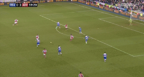 Phút 60: Santi Cazorla hoàn tất cú hat-trick của mình sau khi đón bóng từ đường chuyền từ cánh trái của Podolski. Phút 60: Santi Cazorla hoàn tất cú hat-trick của mình sau khi đón bóng từ đường chuyền từ cánh trái của Podolski.