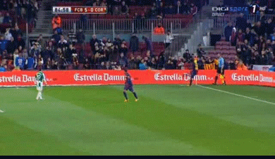 Phút 85: Barcelona 5-0 Cordoba! Cristian Tello bị từ chối ở cú dứt điểm đầu tiên, nhưng Alexis Sanchez đã có mặt để đá bồi và ghi cú đúp. Phút 85: Barcelona 5-0 Cordoba! Cristian Tello bị từ chối ở cú dứt điểm đầu tiên, nhưng Alexis Sanchez đã có mặt để đá bồi và ghi cú đúp.