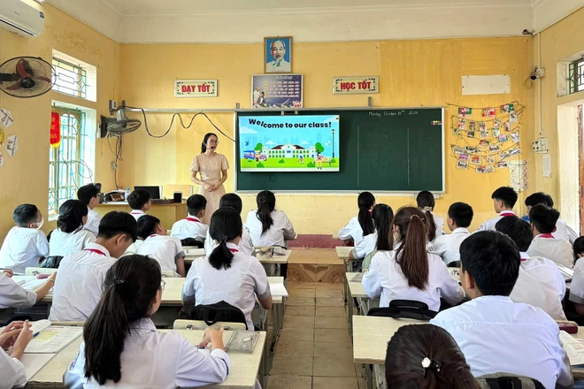 Có ý kiến đề xuất cố định Ngoại ngữ là môn thi thứ 3 vào 10: Lãnh đạo trường THCS nói gì?