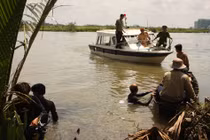 TP.HCM: Đi cúng miếu Bà, chìm xuồng, 4 người chết đuối