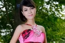 Nữ sinh Hải Phòng sâu lắng cùng "Song From A Secret Garden" 