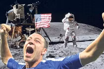 Ảnh chế Terry diện áo đấu chỉn chu mừng cúp Europa League