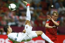 Nhìn lại chặng đường vào bán kết của “bộ tứ anh hào” EURO 2012