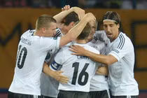 Tú Anh bình luận: Không ngôi sao, đội tuyển Đức vẫn bay cao