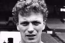 Con đường sự nghiệp của người kế vị Alex Ferguson qua ảnh (P1)