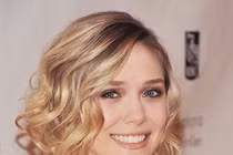 Những sóng tóc Retro bồng bềnh quyến rũ nhất của sao