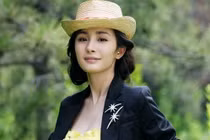 Quá dễ để có khuôn mặt trái xoan hoàn hảo