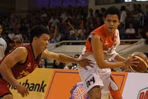 Saigon Heat 70 - 80 Malaysia Dragons: Heat ném kém trong ngày ra quân