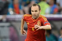 Andres Iniesta – Cầu thủ xuất sắc nhất EURO 2012