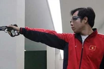 Xuân Vinh hụt suất chung kết súng ngắn, Ánh Viên về nhất vòng loại bơi
