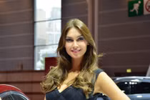 Dàn người đẹp khoe sắc tại Paris Motor Show 2012