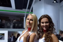 Dàn người đẹp khoe sắc tại Paris Motor Show 2012 (P2)