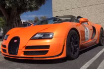Bugatti Veyron Grand Sport Vitesse màu cam lướt như bay trên phố