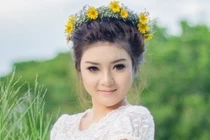 Cơn sốt 'thiên sứ' 9X: Đẹp như trăng rằm tháng 8