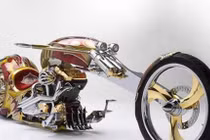 Hoa mắt trước xe khủng dát toàn vàng