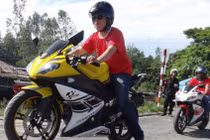 Những 'bí kíp' không thể bỏ qua khi đi xe máy côn tay