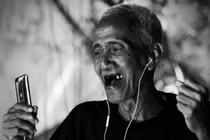 Những cụ già khiến dân mạng 'không thể không like' (P3)