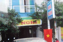 Miễn nhiệm Chủ tịch xã vào nhà nghỉ với thủ quỹ, bỏ cả ôtô để trốn